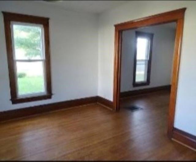 355 N Foley Ave - Photo 5 of 10