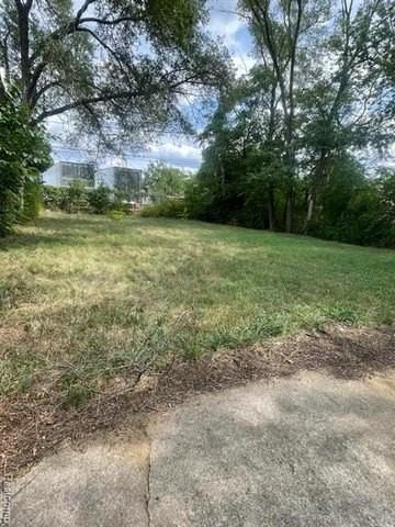 20442 Greenlawn St - Photo 2 of 4