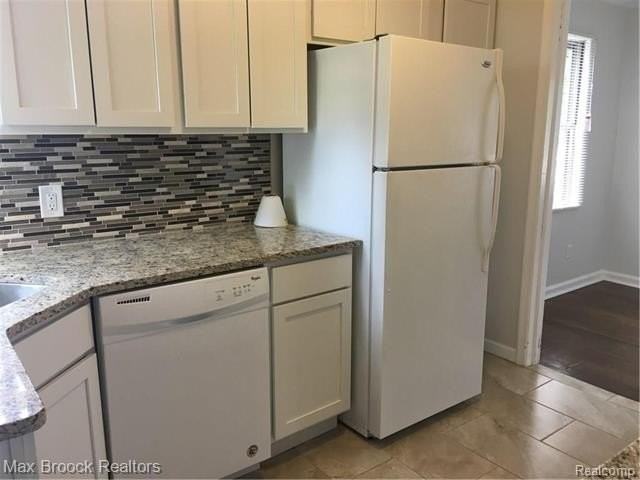 23140 Orchard Lake Rd - Photo 4 of 6