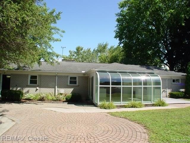 47605 Powell Rd - Photo 3 of 25