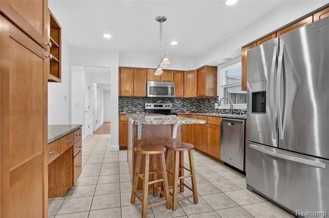 2834 Rossmoor Cir - Photo 7 of 41