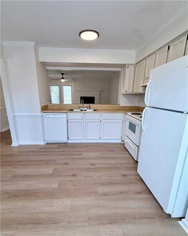 824 Nottaway Dr - Photo 3 of 19