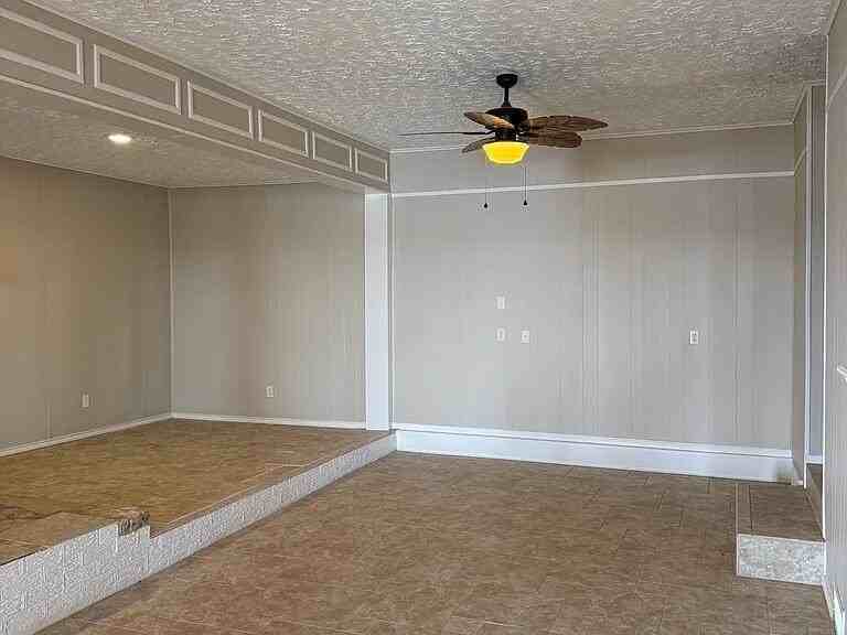 8510 Ames Rd - Photo 3 of 9