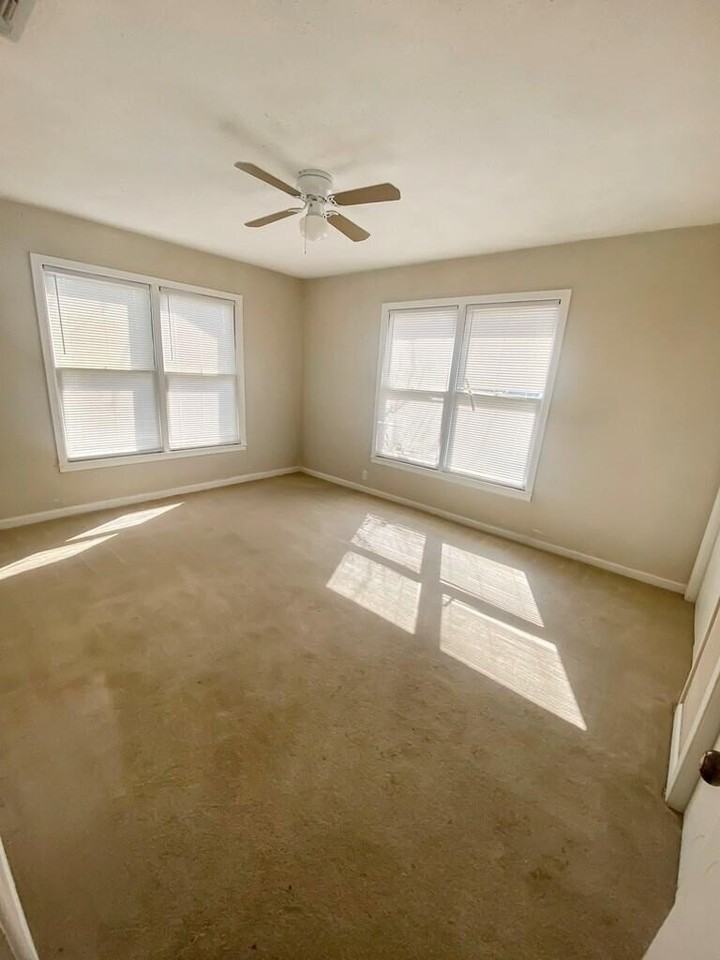 2688 W Avenue N - Photo 6 of 13