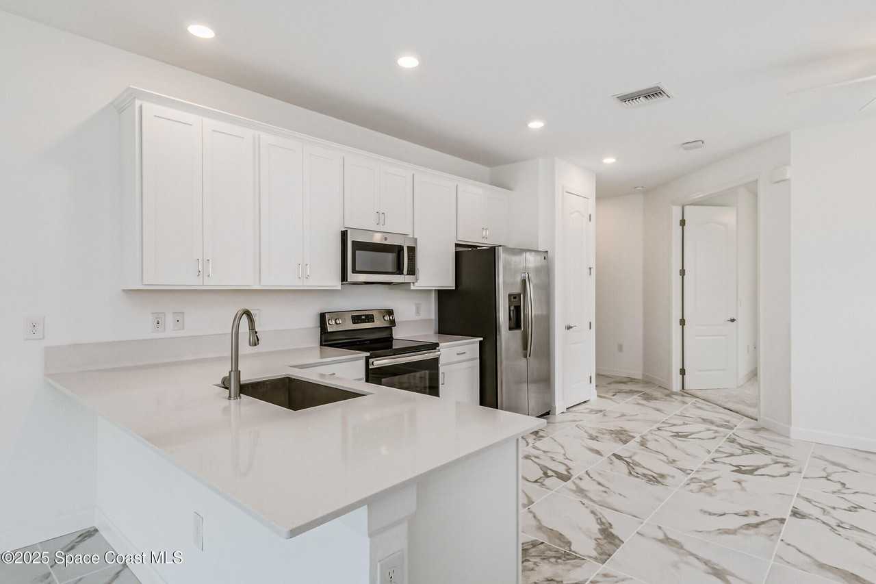 2490 Treasure Cay Ln - Photo 5 of 46