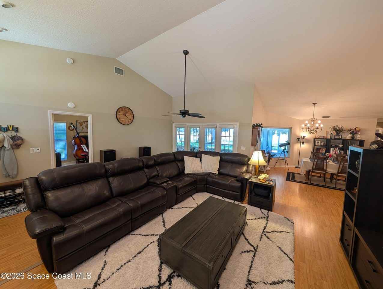 447 Lake Victoria Cir - Photo 6 of 45