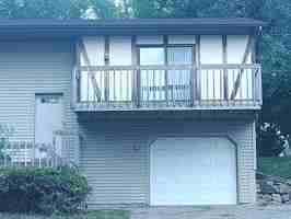 featured image of 701 Iroquois Ct