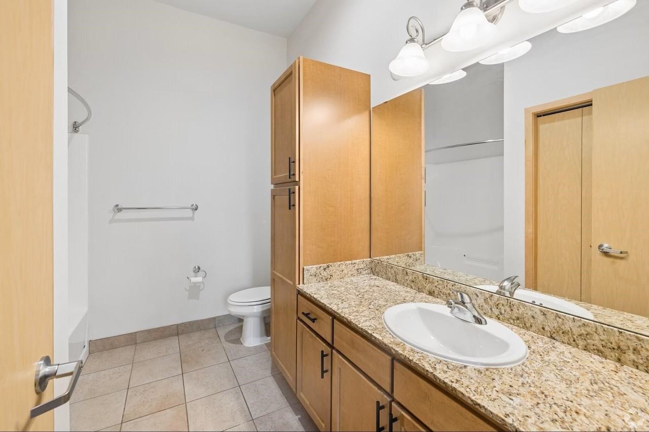 26 S Bedford St #2102 - Photo 7 of 14