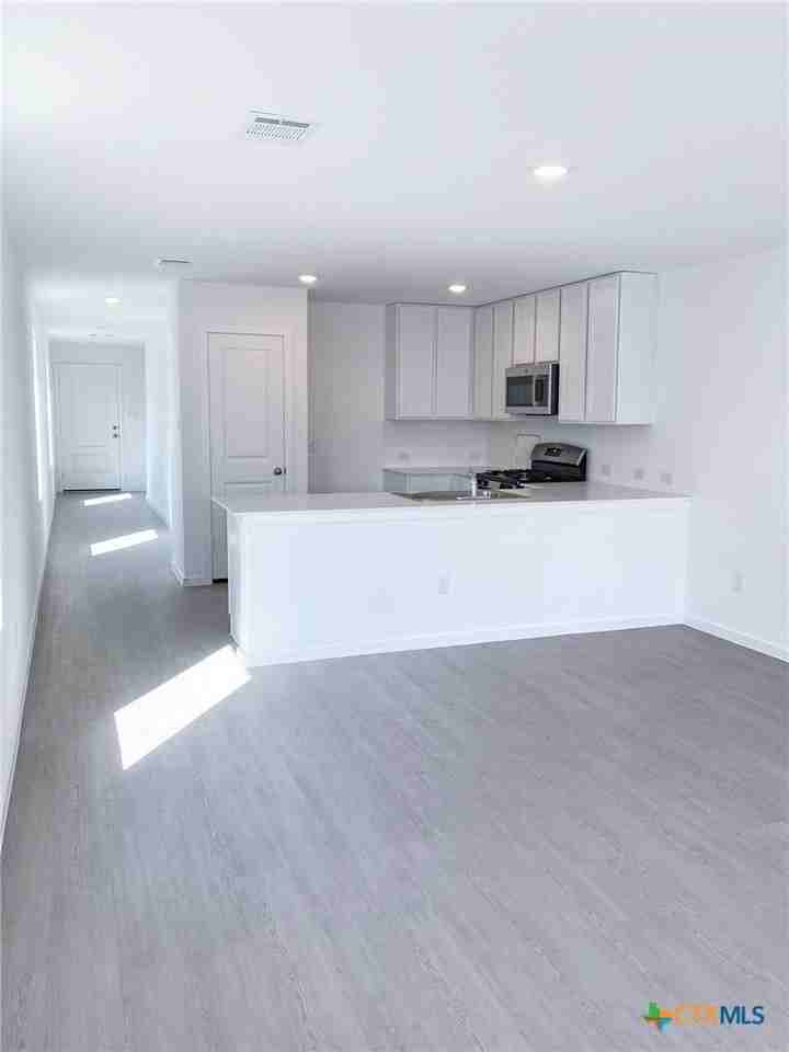 9517 Chappo Rdg - Photo 3 of 19