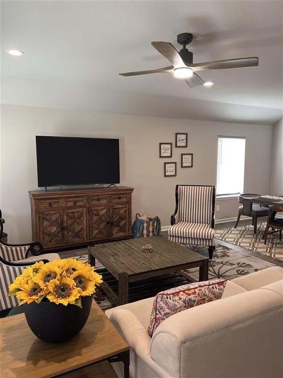 293 293 Sawyer Dr Drive - Photo 4 of 15