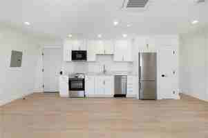 featured image of 5 Melrose St #5