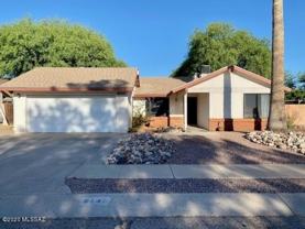6141 N Tarragon Ave - Photo 1 of 1