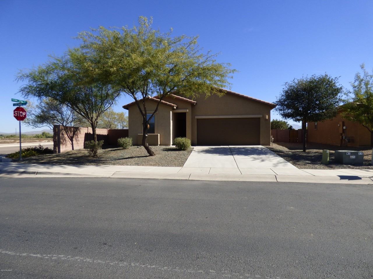 13004 N Lea Maw Dr - Photo 2 of 17