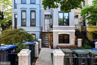 725 12th St Ne #A - Photo 1 of 1