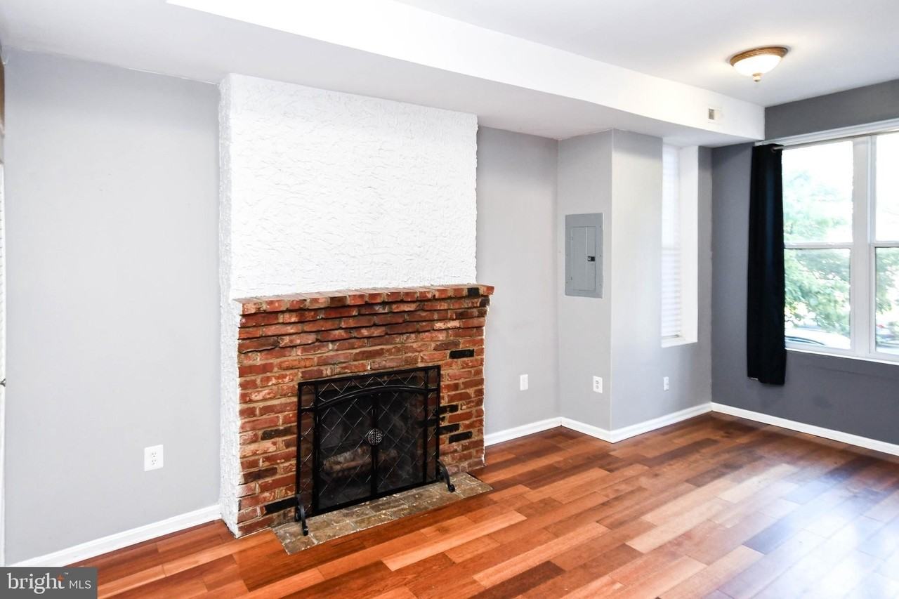 725 12th St Ne #A - Photo 3 of 31