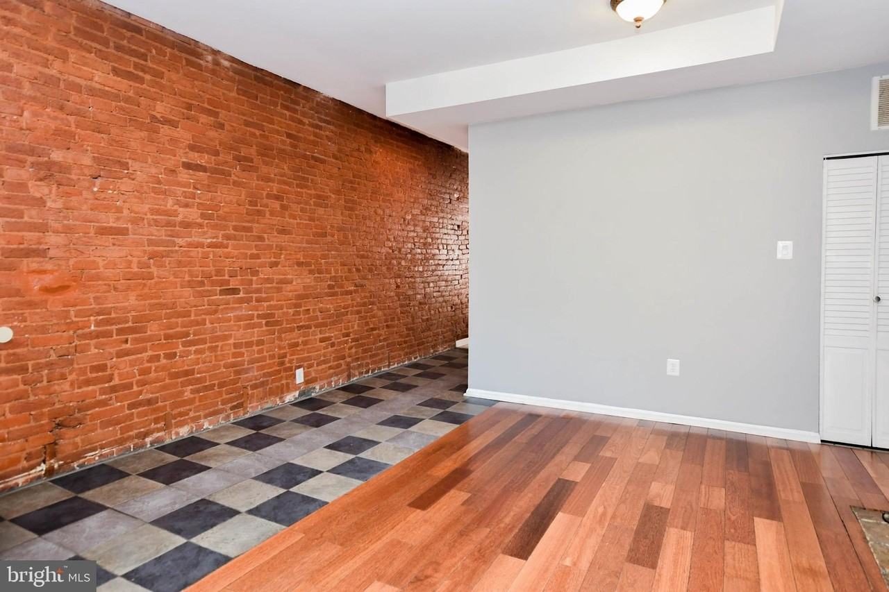 725 12th St Ne #A - Photo 5 of 31