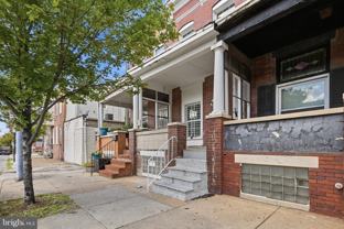 2914 E Madison St - Photo 1 of 1
