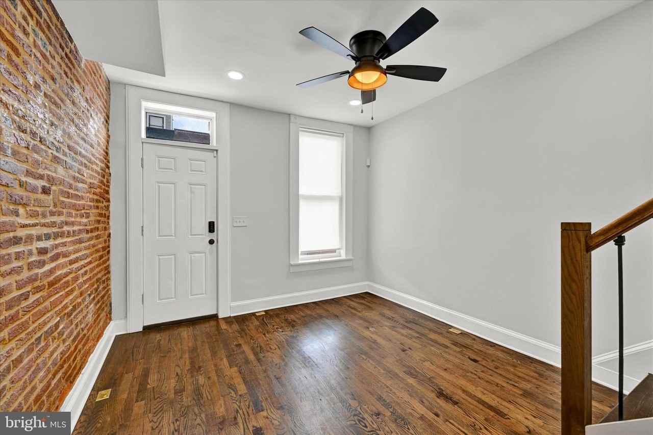2 W Barney St - Photo 7 of 25