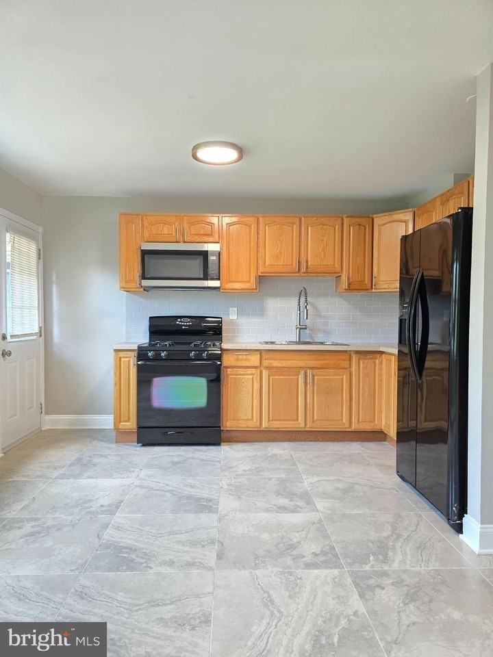 712 Mansfield Rd - Photo 6 of 21