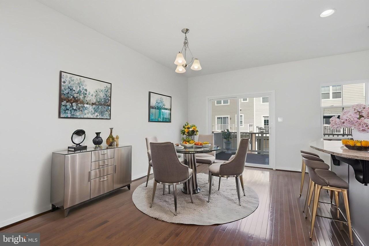 3550 Sprigg St S - Photo 4 of 48