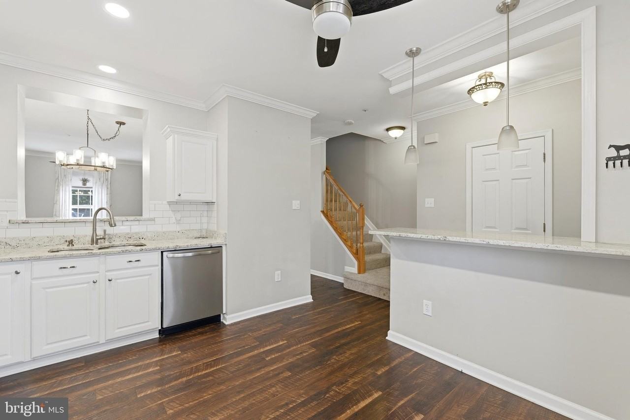 2169 Sewanee Dr - Photo 6 of 26