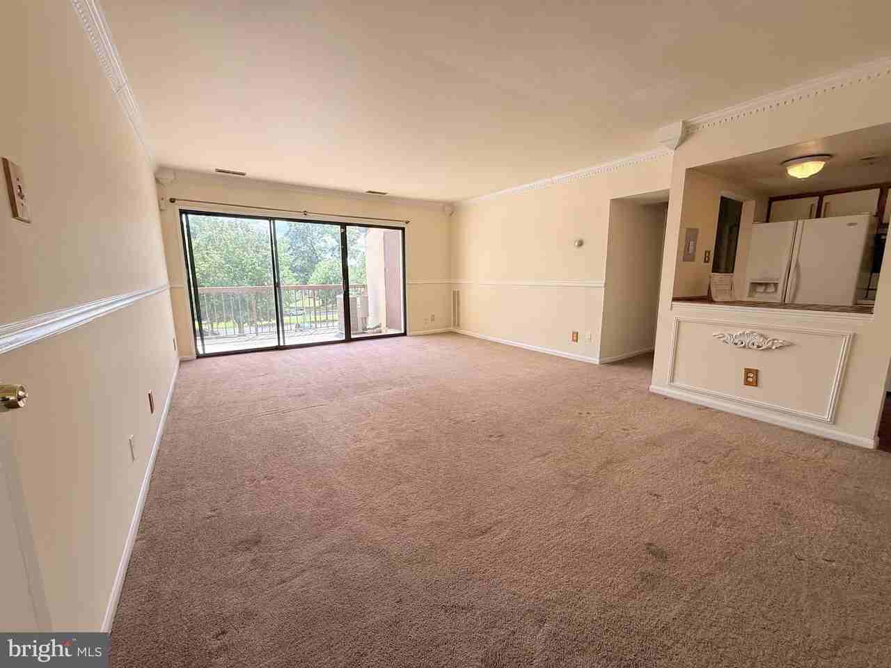 10108 Campus Way S #301-3C - Photo 6 of 17