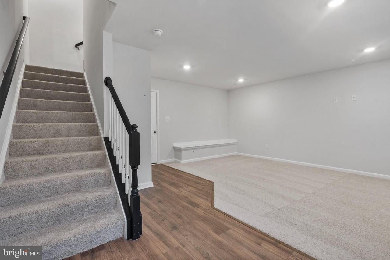 8709 Cherrybark Rd - Photo 2 of 35
