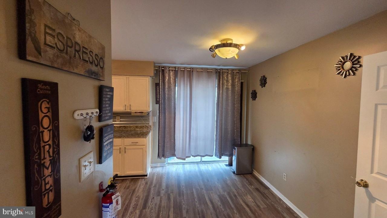 10 Wesley Ln - Photo 3 of 20
