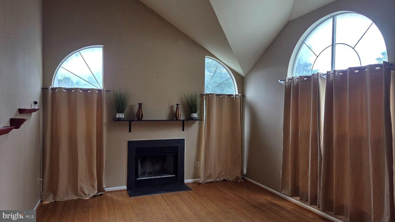 10 Wesley Ln - Photo 6 of 20