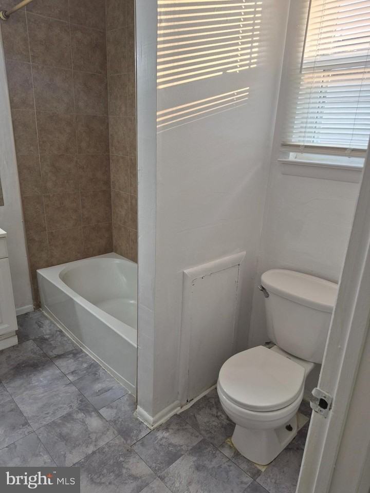 34--8 FLORENCE TOLLGATE Place - Photo 6 of 6