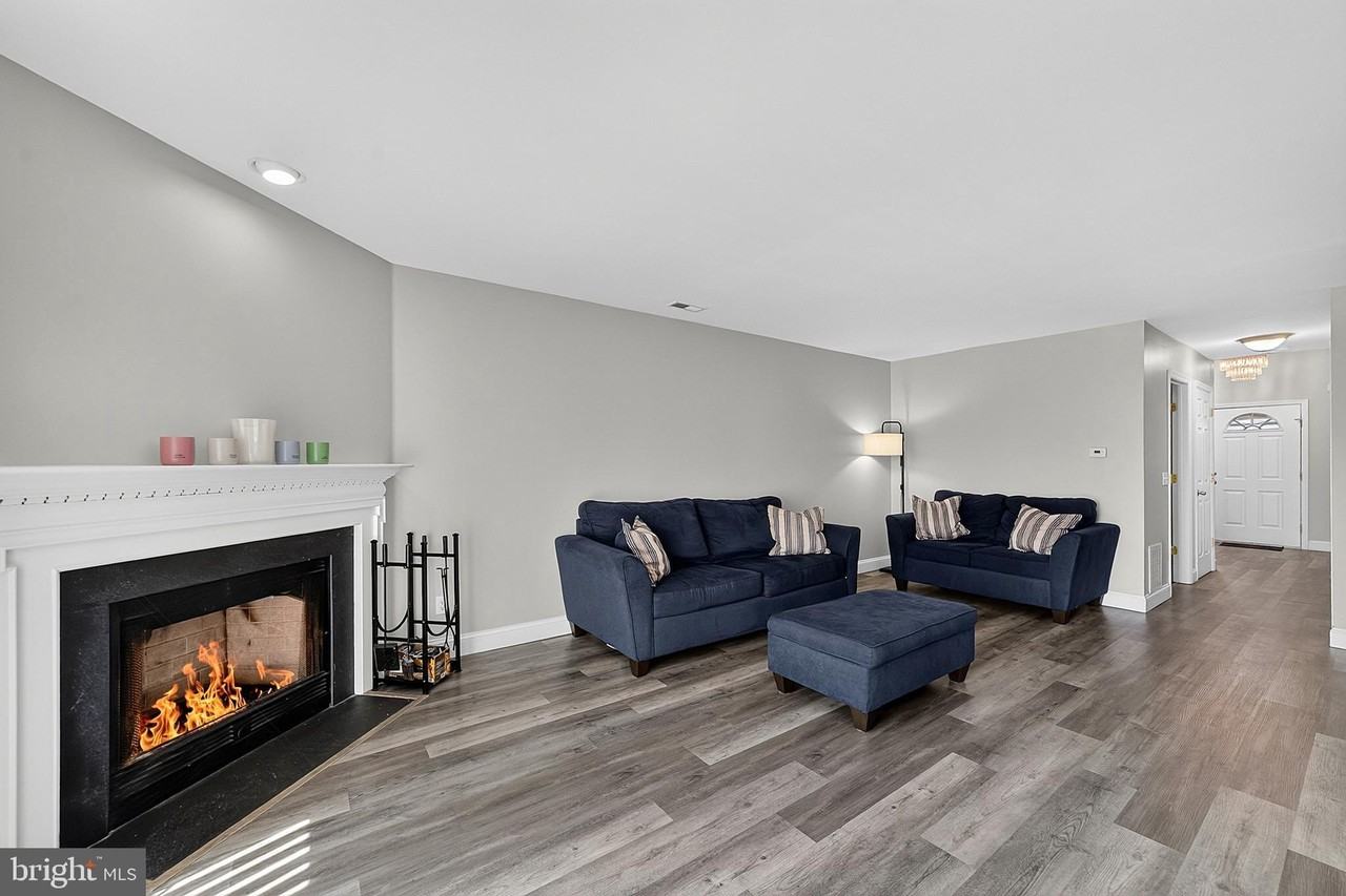 11 Caraway Ct - Photo 4 of 30