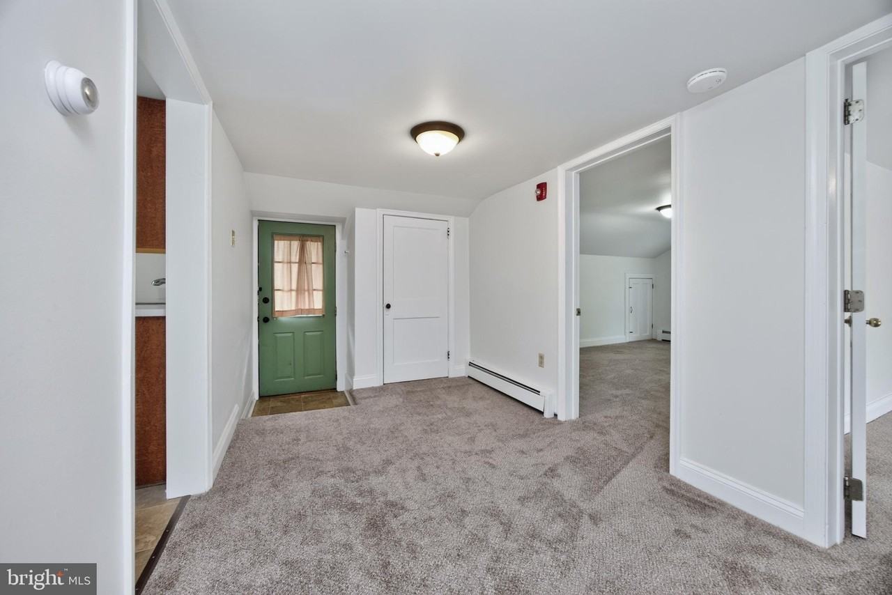 397 W Ridge Pike #3 - Photo 2 of 39