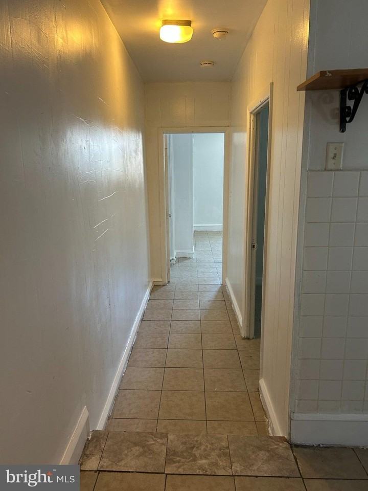 1515 Dickinson St #1 - Photo 5 of 9
