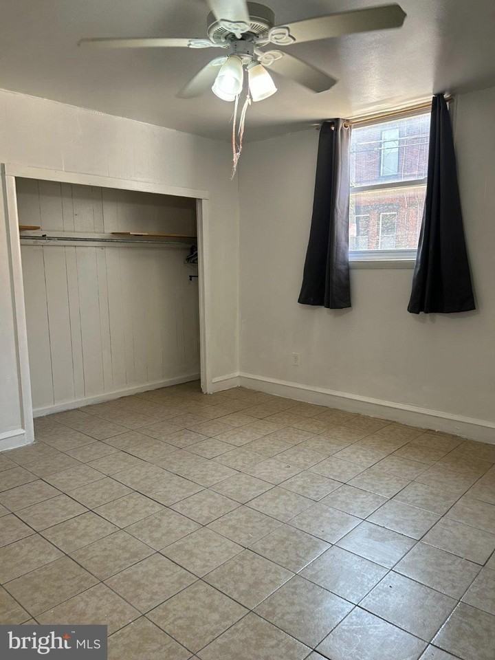 1515 Dickinson St #1 - Photo 7 of 9