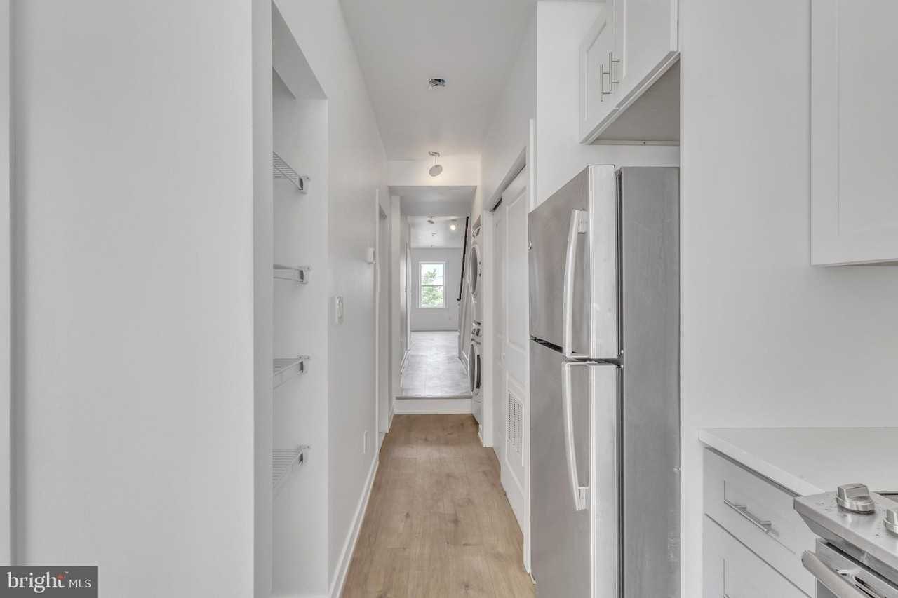 2313 Frankford Ave #B - Photo 3 of 18