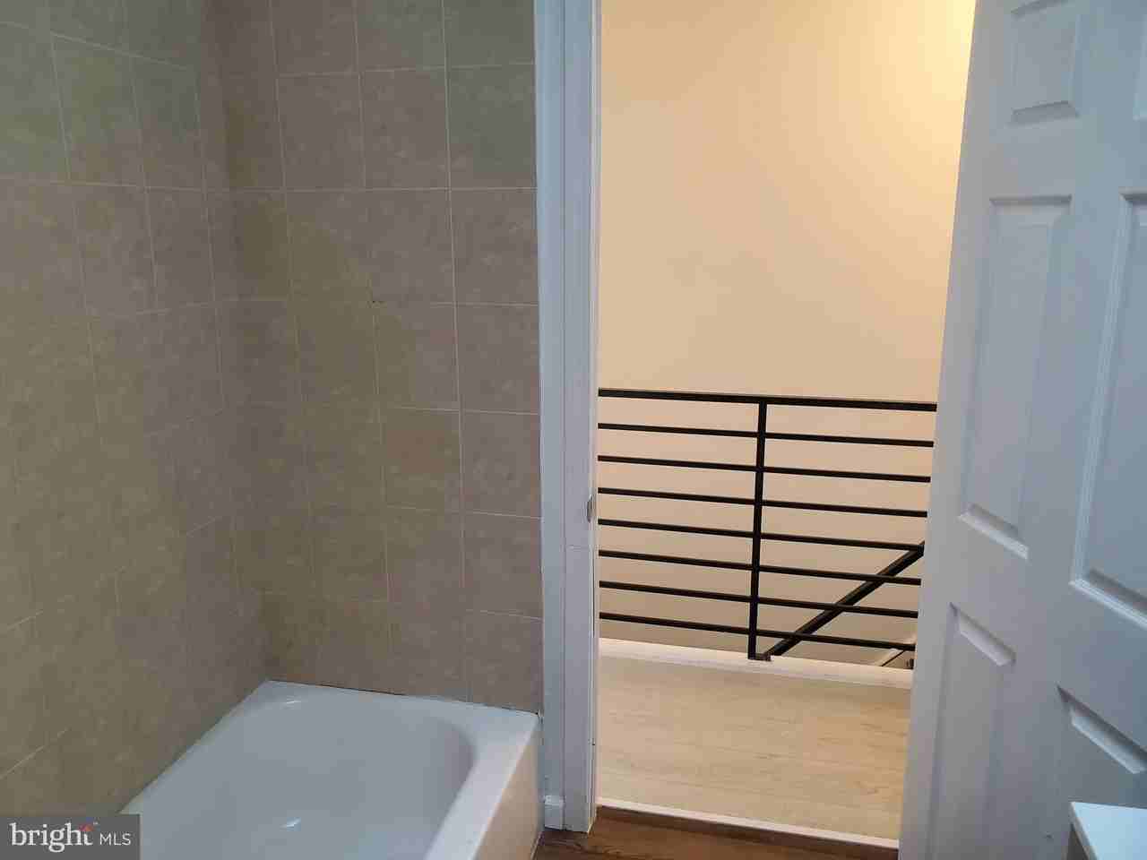 6040 Ogontz Ave - Photo 6 of 12