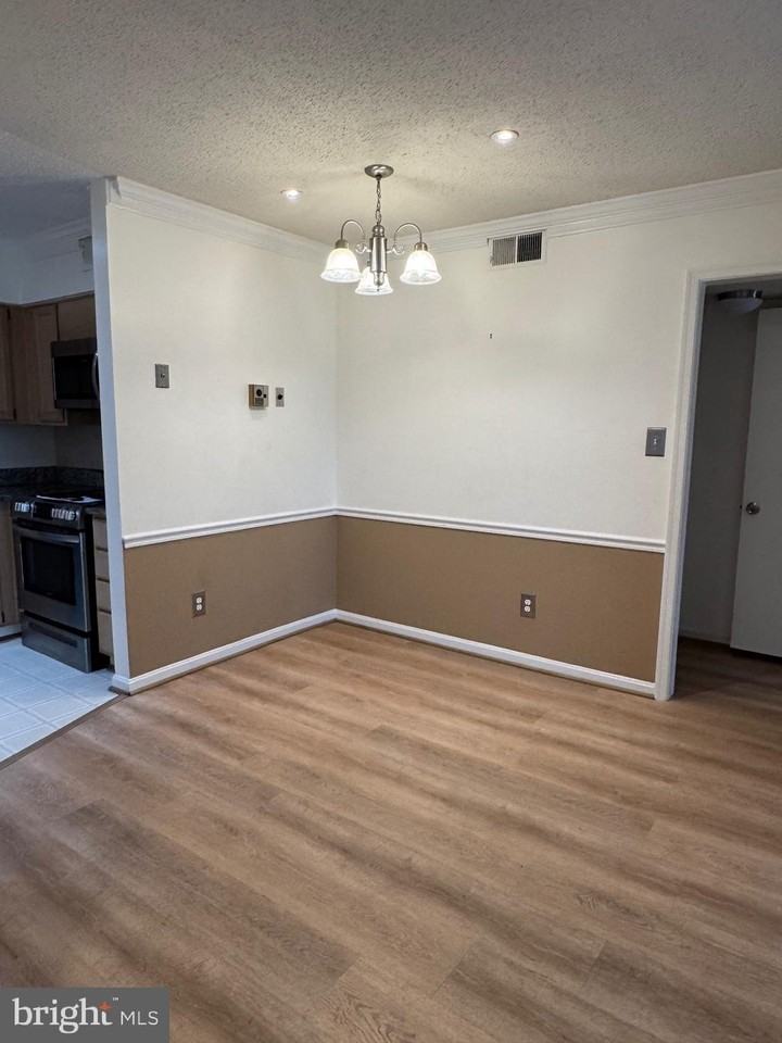 3115 Patrick Henry Dr #531 - Photo 3 of 18