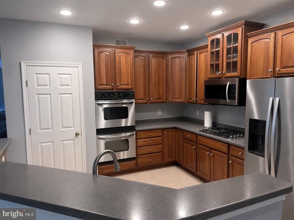 22099 Chelsy Paige Sq - Photo 3 of 6