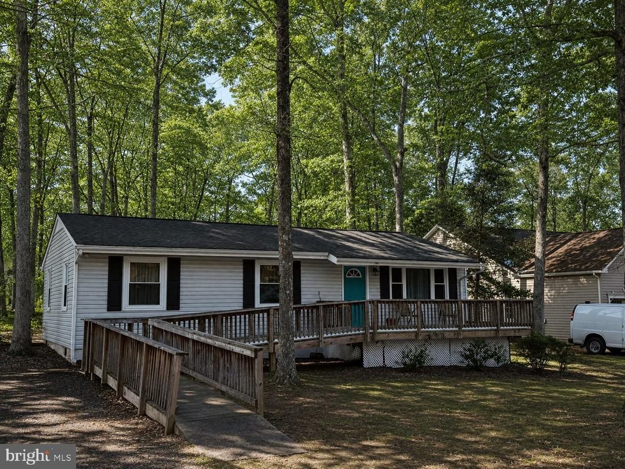 1238 Lakeview Pkwy
