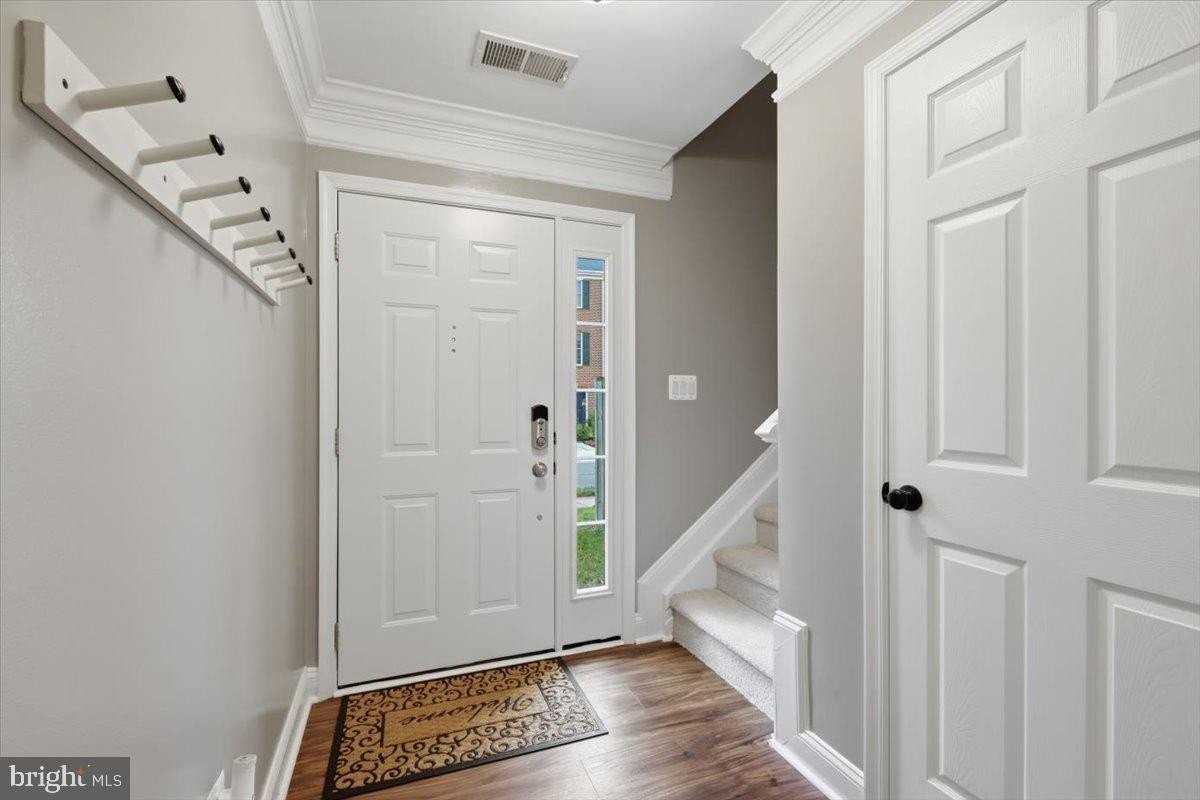 8928 Brewer Creek Pl - Photo 6 of 39