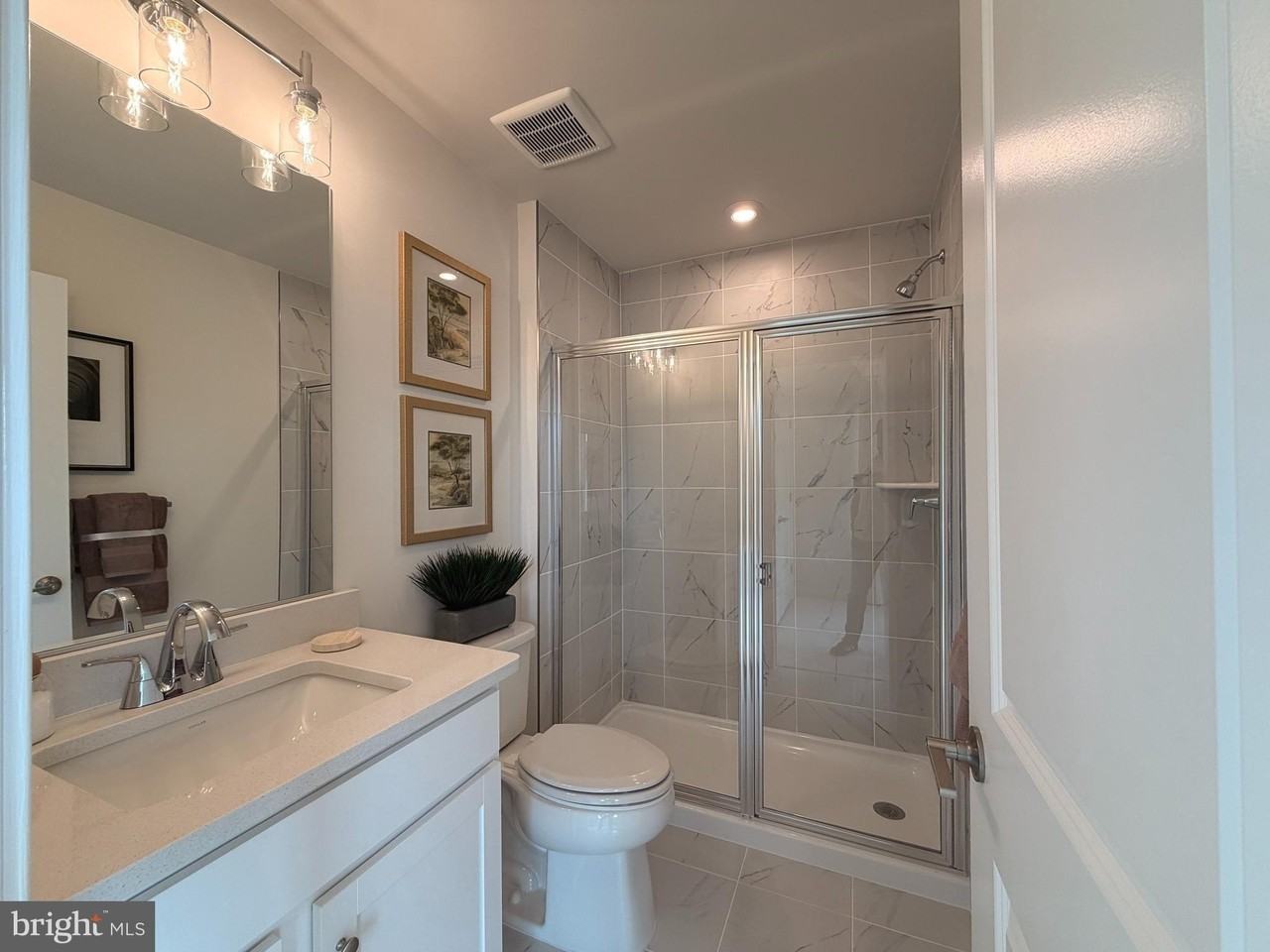 8889 Queensferry Rd - Photo 6 of 24