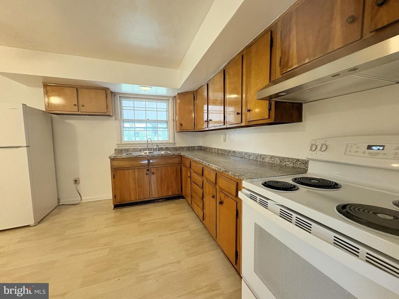2325 Wilson Blvd - Photo 4 of 26