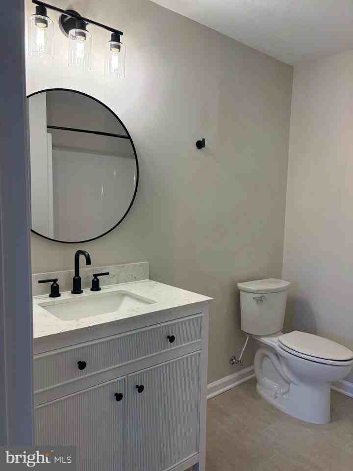 517 Amherst St - Photo 5 of 18