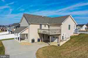 featured image of 1125 Ewell St