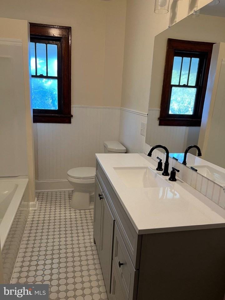 120 E 2nd Ave - Photo 7 of 9