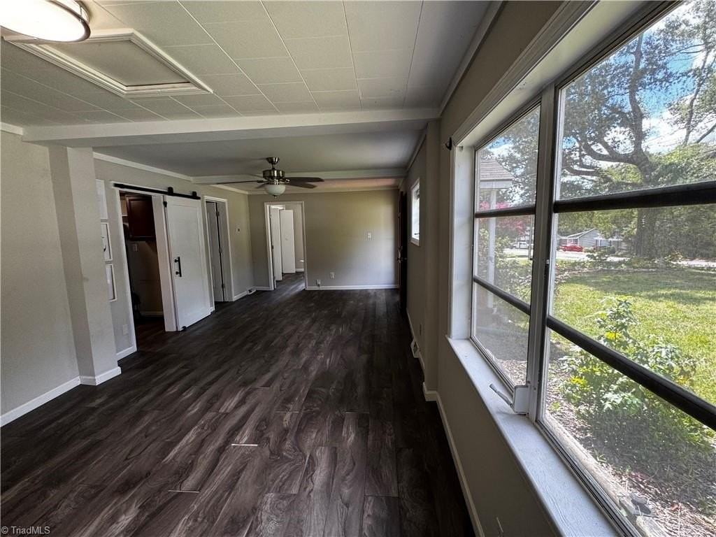 3912 Martin Ave - Photo 4 of 35