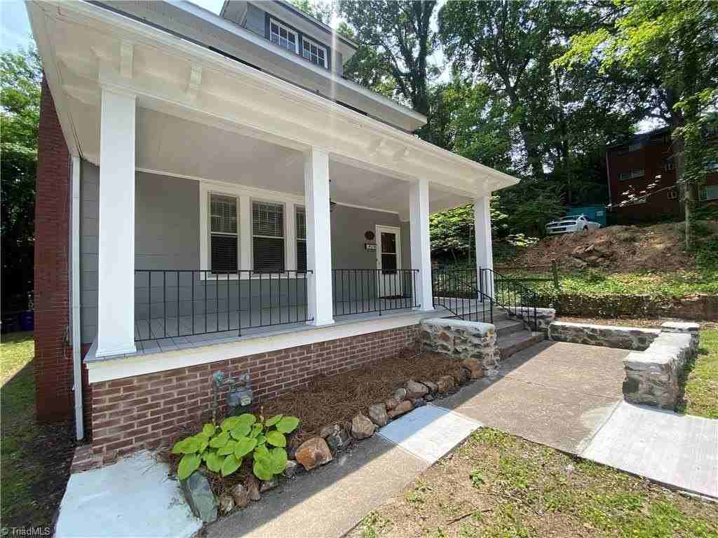 1912 Elizabeth Ave - Photo 3 of 28