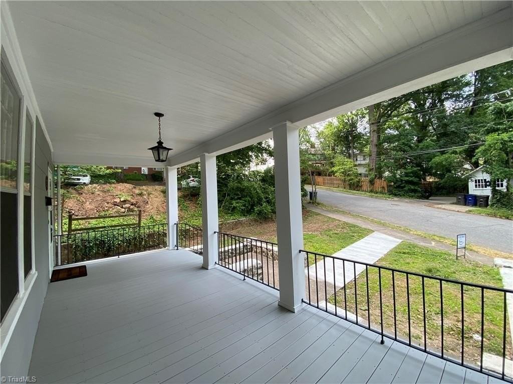 1912 Elizabeth Ave - Photo 5 of 28