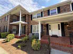 2711 Reynolda Rd #2D - Photo 1 of 1
