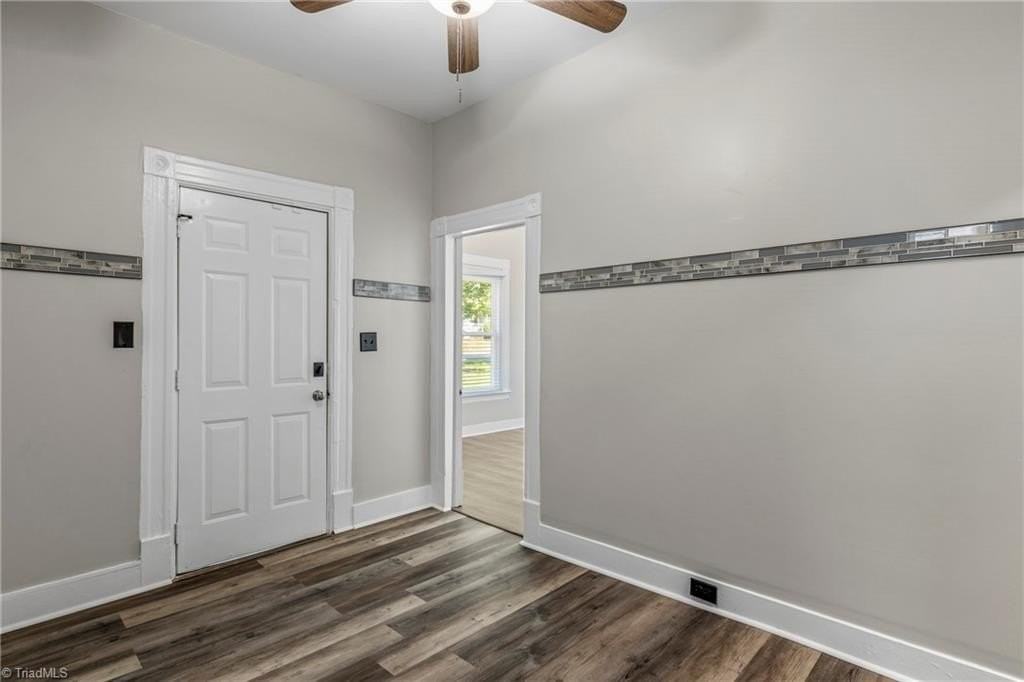 502 Denny St - Photo 3 of 27